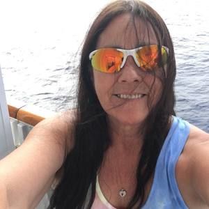 Meet your Posher, Beverly